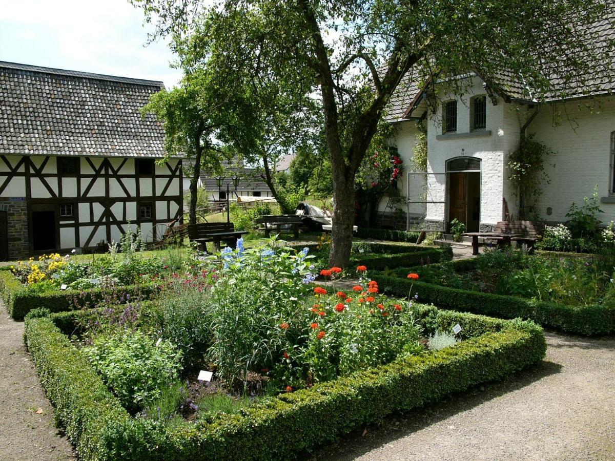 Hotel Bergischer Hof Windeck Exterior photo